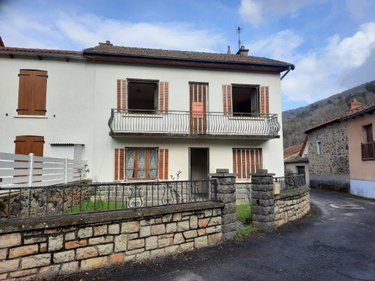 Maison a vendre Ferrières-Saint-Mary 15170 Cantal 101 m2 6 pièces 68900 euros