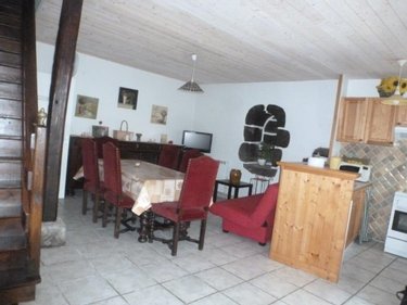 Immeuble a vendre Pierrefort 15230 Cantal 108 m2  66000 euros