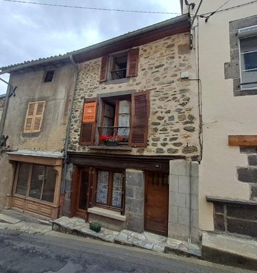 Maison a vendre Saint-Flour 15100 Cantal 91 m2 5 pièces 42400 euros