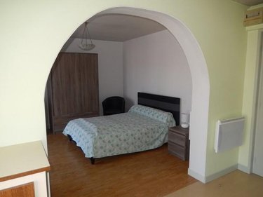 Immeuble a vendre Saint-Flour 15100 Cantal 373 m2  477000 euros