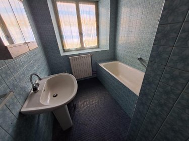 Maison a vendre Montchamp 15100 Cantal 132 m2 5 pièces 80000 euros