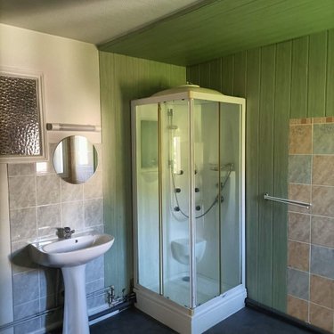 Immeuble a vendre Condat 15190 Cantal 173 m2  59900 euros