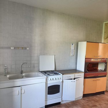 Immeuble a vendre Condat 15190 Cantal 173 m2  59900 euros