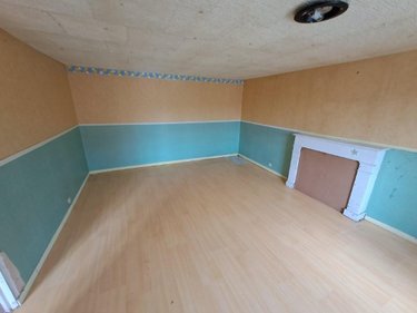 Fonds et murs commerciaux a vendre Les Ternes 15100 Cantal 235 m2  85200 euros