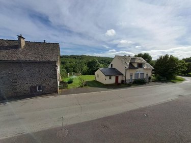 Fonds et murs commerciaux a vendre Les Ternes 15100 Cantal 235 m2  85200 euros