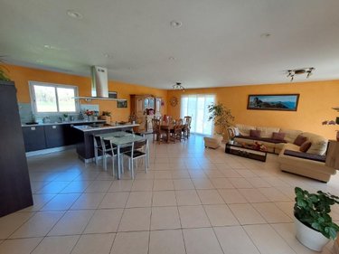 Maison a vendre Alleuze 15100 Cantal 138 m2 6 pièces 299000 euros
