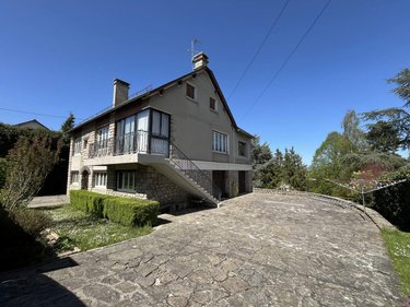 Maison a vendre Saint-Flour 15100 Cantal 189 m2 8 pièces 292800 euros