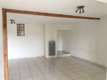 Immeuble a vendre Saint-Flour 15100 Cantal 190 m2  371000 euros