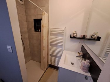 Fonds et murs commerciaux a vendre Allanche 15160 Cantal 236 m2  232000 euros