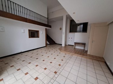 Fonds et murs commerciaux a vendre Saint-Flour 15100 Cantal 157 m2  85000 euros