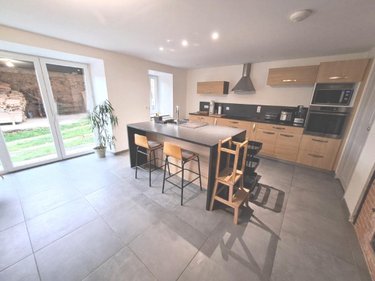 Maison a vendre Lorcières 15320 Cantal 191 m2 9 pièces 180900 euros