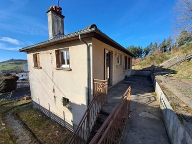 Maison a vendre Riom-ès-Montagnes 15400 Cantal 97 m2 5 pièces 110000 euros