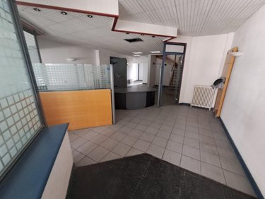 Immeuble a vendre Saint-Flour 15100 Cantal 443 m2  68900 euros