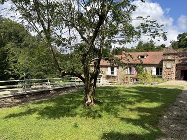 propriete a vendre Semur-en-Auxois 21140 Côte-d'Or 250 m2 8 pièces 367500 euros