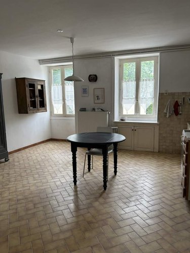 Fonds et murs commerciaux a vendre Pouilly-en-Auxois 21320 Côte-d'Or 210 m2  260000 euros