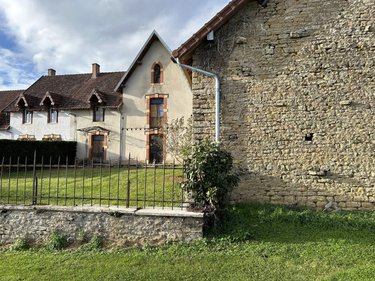 Maison a vendre Pouilly-en-Auxois 21320 Côte-d'Or 139 m2 10 pièces 170000 euros