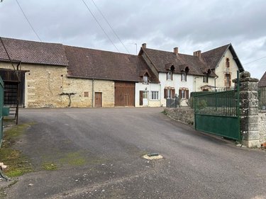 Maison a vendre Pouilly-en-Auxois 21320 Côte-d'Or 139 m2 10 pièces 170000 euros