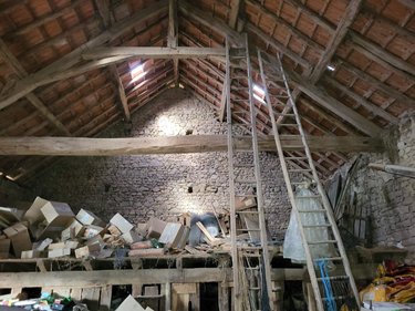 Bien agricole a vendre Ceyroux 23210 Creuse 80 m2  22400 euros