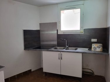 Fonds et murs commerciaux a vendre Dun-le-Palestel 23800 Creuse 98 m2  63130 euros