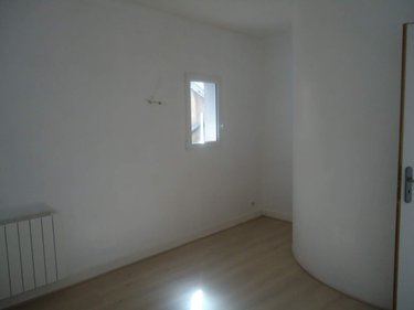 Fonds et murs commerciaux a vendre Dun-le-Palestel 23800 Creuse 98 m2  63130 euros