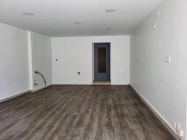 Fonds et murs commerciaux a vendre Dun-le-Palestel 23800 Creuse 161 m2  69550 euros