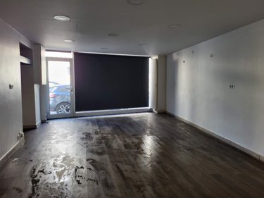 Fonds et murs commerciaux a vendre Dun-le-Palestel 23800 Creuse 161 m2  69550 euros