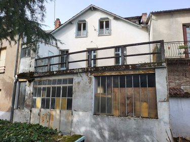 Fonds et murs commerciaux a vendre Dun-le-Palestel 23800 Creuse 180 m2  43200 euros