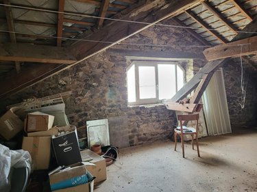 Fonds et murs commerciaux a vendre Dun-le-Palestel 23800 Creuse 180 m2  43200 euros
