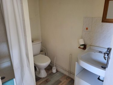 Immeuble a vendre La Souterraine 23300 Creuse 124 m2  101650 euros