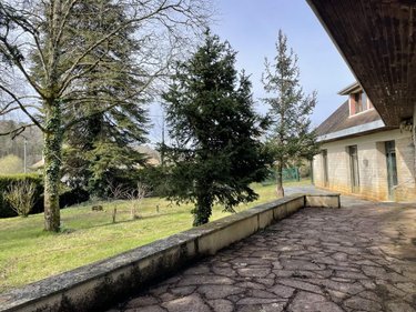 Maison a vendre Javerlhac et la Chapelle Saint Robert 24300 Dordogne 300 m2 7 pièces 254400 euros