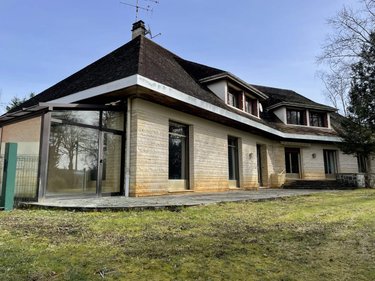 Maison a vendre Javerlhac et la Chapelle Saint Robert 24300 Dordogne 300 m2 7 pièces 254400 euros