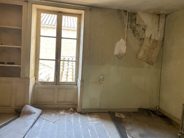 Immeuble a vendre Javerlhac et la Chapelle Saint Robert 24300 Dordogne 306 m2  203300 euros
