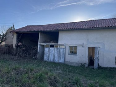 Bien agricole a vendre Ribérac 24600 Dordogne 80 m2  21000 euros