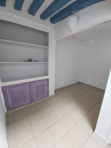 Location fonds et murs commerciaux Pont-Audemer 27500 Eure 12 m2  320 euros