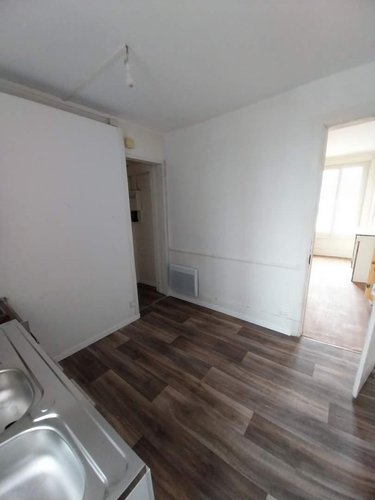 Location appartement Pont-Audemer 27500 Eure 29 m2 1 pièce 360 euros