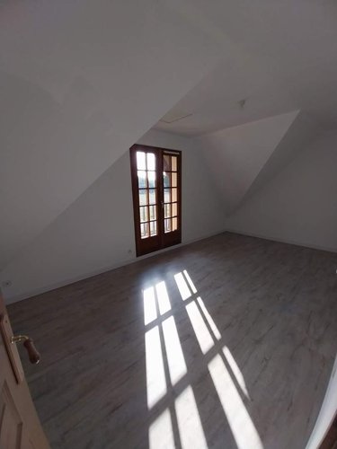 Location maison Saint-Pierre-du-Val 27210 Eure 105 m2 5 pièces 950 euros