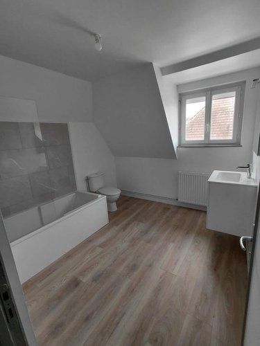 Location maison Pont-Audemer 27500 Eure 105 m2 5 pièces 1100 euros