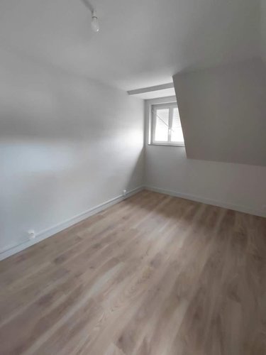 Location maison Pont-Audemer 27500 Eure 105 m2 5 pièces 1100 euros