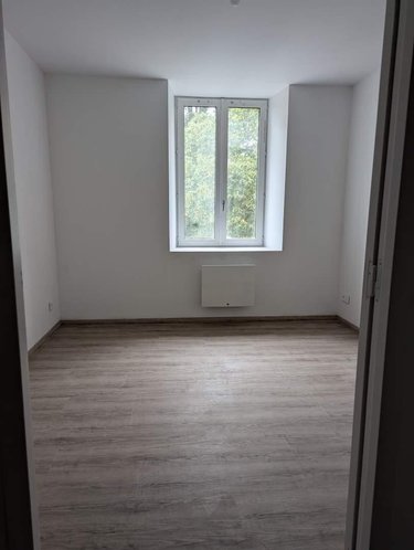 Immeuble a vendre Kerlaz 29100 Finistère 762 m2  1575000 euros