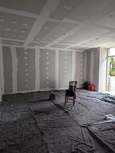 Immeuble a vendre Kerlaz 29100 Finistère 762 m2  1575000 euros