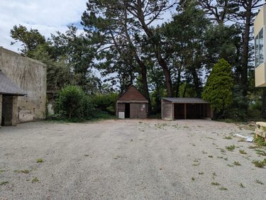 Immeuble a vendre Kerlaz 29100 Finistère 762 m2  1575000 euros