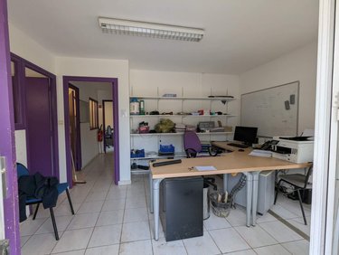 Fonds et murs commerciaux a vendre Douarnenez 29100 Finistère 57 m2  152250 euros