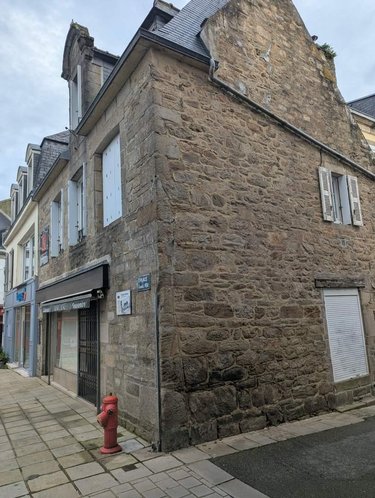 Immeuble a vendre Douarnenez 29100 Finistère 126 m2  283500 euros