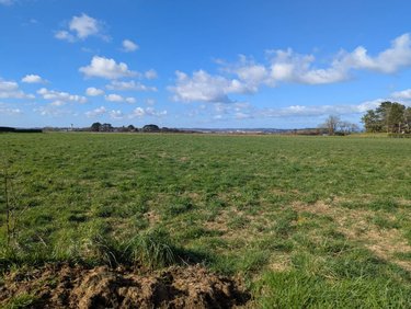 Terrain a batir a vendre Kerlaz 29100 Finistère 302 m2  43600 euros