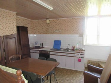 Maison a vendre Plozévet 29710 Finistère 232 m2 9 pièces 353056 euros