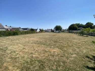 Terrain a batir a vendre Tréméoc 29120 Finistère 1685 m2  178500 euros