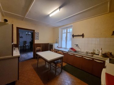 Maison a vendre Quéménéven 29180 Finistère 190 m2 9 pièces 96400 euros