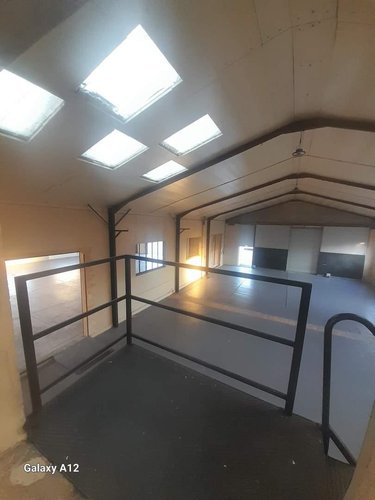 Fonds et murs commerciaux a vendre Auch 32000 Gers 720 m2  500000 euros