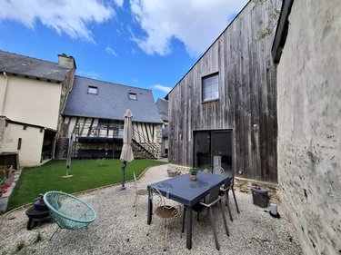Immeuble a vendre Châteaugiron 35410 Ille-et-Vilaine 157 m2  472500 euros