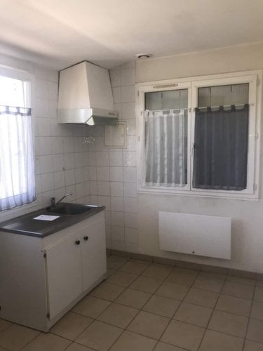 Location appartement Rennes 35000 Ille-et-Vilaine 27 m2 2 pièces 390 euros